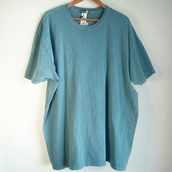 Boohoo Tops - Boohoo tee size 20 NWT
